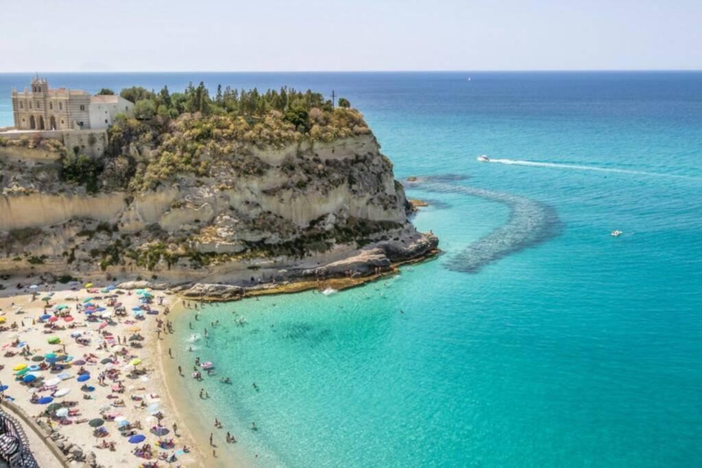 Casa Vacanze Autonoma Brevi Periodi Vibo Valentia Ngoại thất bức ảnh